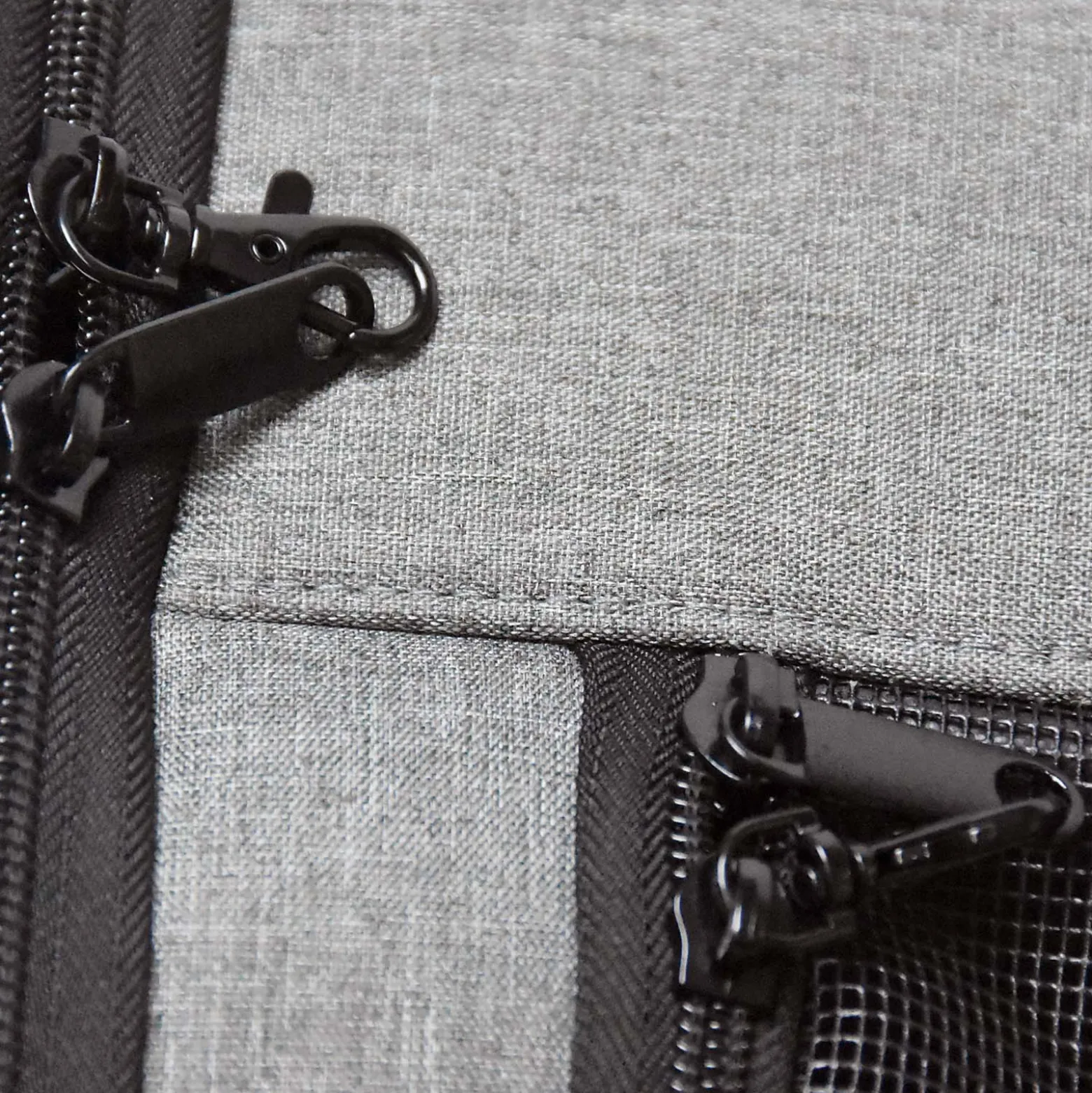 Fudajo Ausziehbarer Haustier Rucksack 27x35,5x41,5 cm bis 6kg, Hunderucksack, Katzenrucksack mit Netz und Fenstern, Schwarz und Grau