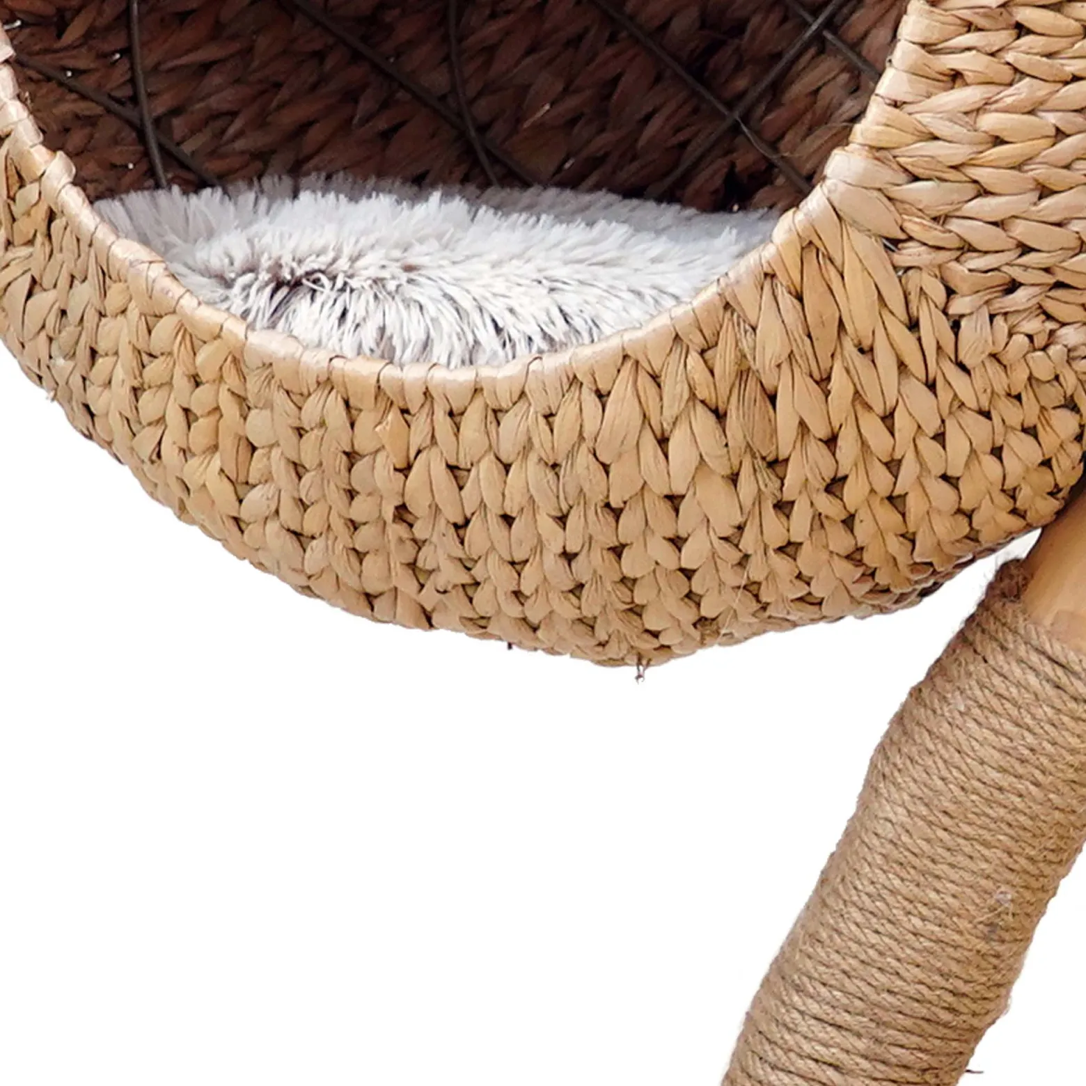 Fudajo Kratzbaum Zweigdesign mit Katzenkorb 83 cm hoch, Designer Katzenkratzbaum mit Liegekorb in Flecht-Optik, Katzenbaum aus Holz mit Plüsch