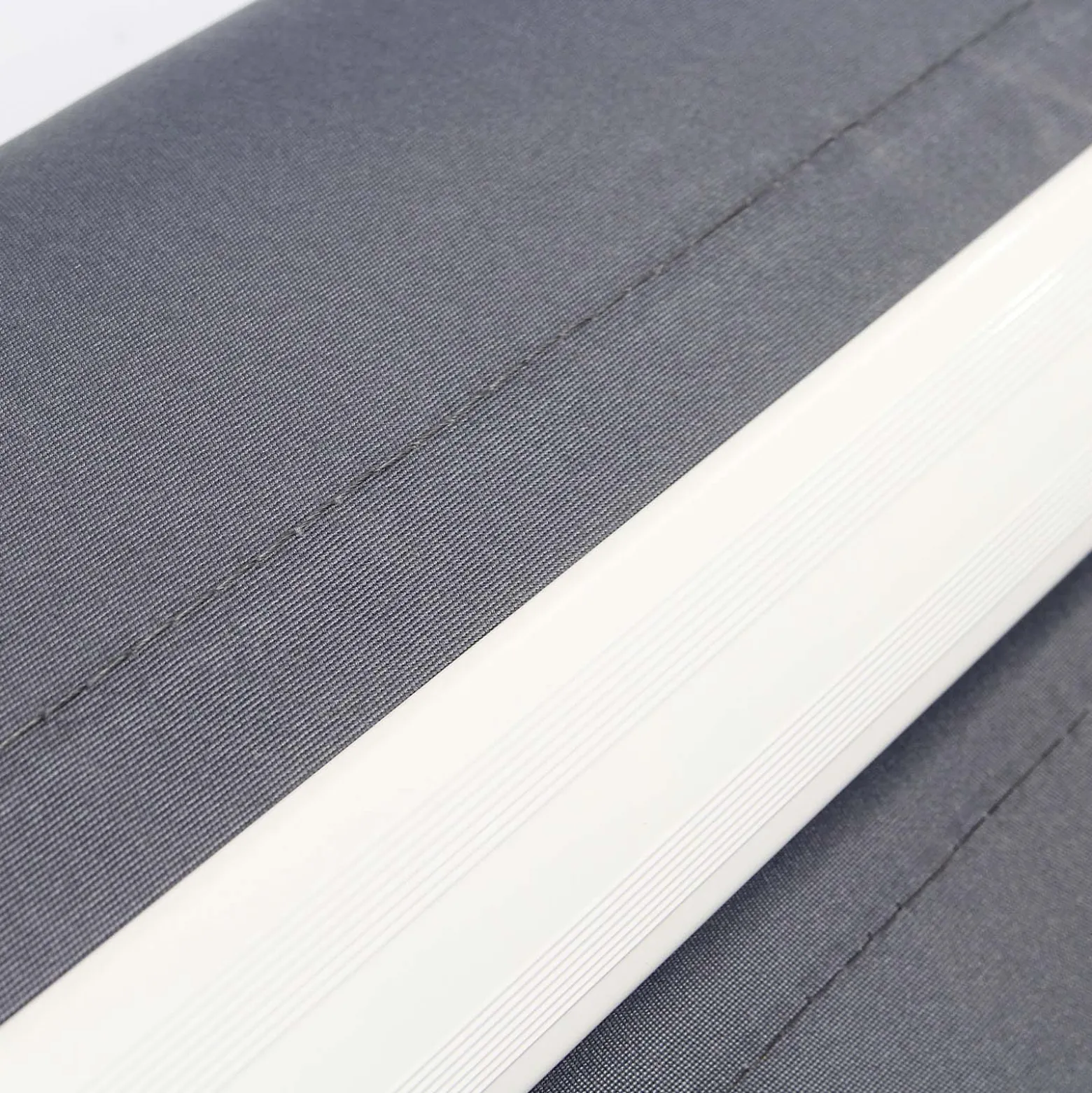 Toboli Gelenkarmmarkise 2,5x2m Anthrazit Sonnenmarkise für Wandmontage Balkonmarkise mit UV-Schutz