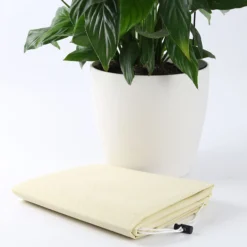 Toboli 2x Winterschutz für Pflanzen 120 x 180 cm, 70 g/m² Frostschutz aus Vlies, Pflanzenschutzhaube für Winter, UV-beständig, waschbar, mit Kordel