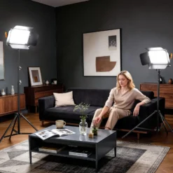 Walimex pro LED Niova 600 Daylight und Stativ 2er Set mit 36 W Flächenleuchten und höhenverstellbaren Lichtstativen