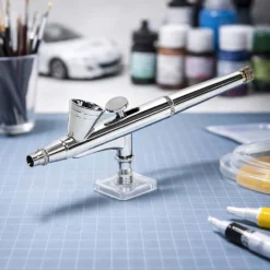 Wiltec Airbrush Pistole Typ 135 mit Double Action Funktion, Düse Ø 0,3 mm, 2 ml Farbbecher, Pipette, Adapter für Modellbau, Nailart usw.