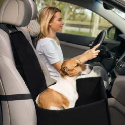 Wiltec Autositz für kleine bis mittlere Hunde 100x45 cm mit Sicherheitsgurt, Hundesitz für Vordersitz und Rücksitz, Schwarz
