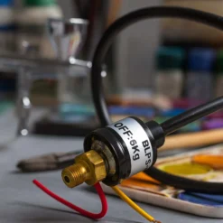 Wiltec Ersatzteil für Airbrush Kompressor AS-Serie Druckschalter 4-6 bar, Kompressor Schalter für Air Brush Designs, Tattoo, Modellbau oder Kunst