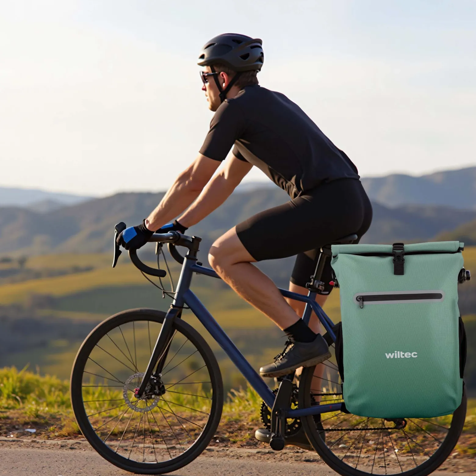 Wiltec Gepäckträgertasche grün, Fahrradtasche Rucksack 20 l Stauraum, Gepäcktasche mit Laptopfach, wasserresistente Fahrrad Tasche