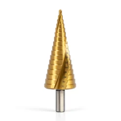 Wiltec HSS Stufenbohrer titanbeschichtet, 4-32 mm, Schaft Ø 10 mm, Kegelbohrer mit Titanbeschichtung, Schälbohrer für Edelstahl, Konusbohrer Senkbohrer