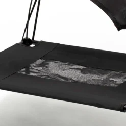 Wiltec Hundebett mit Dach Schwarz 60 x 45 x 16 cm Größe S bis 15 kg Outdoor Katzenliege Haustier Schlafplatz Sonnendach
