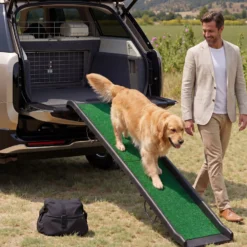 Wiltec Hunderampe 155 x 40 cm 90 kg faltbar Kunstrasen Anti-Rutsch, rutschfeste Autorampe für Hunde, klappbare Einstiegshilfe aus PP fürs Auto, SUV und Pick up