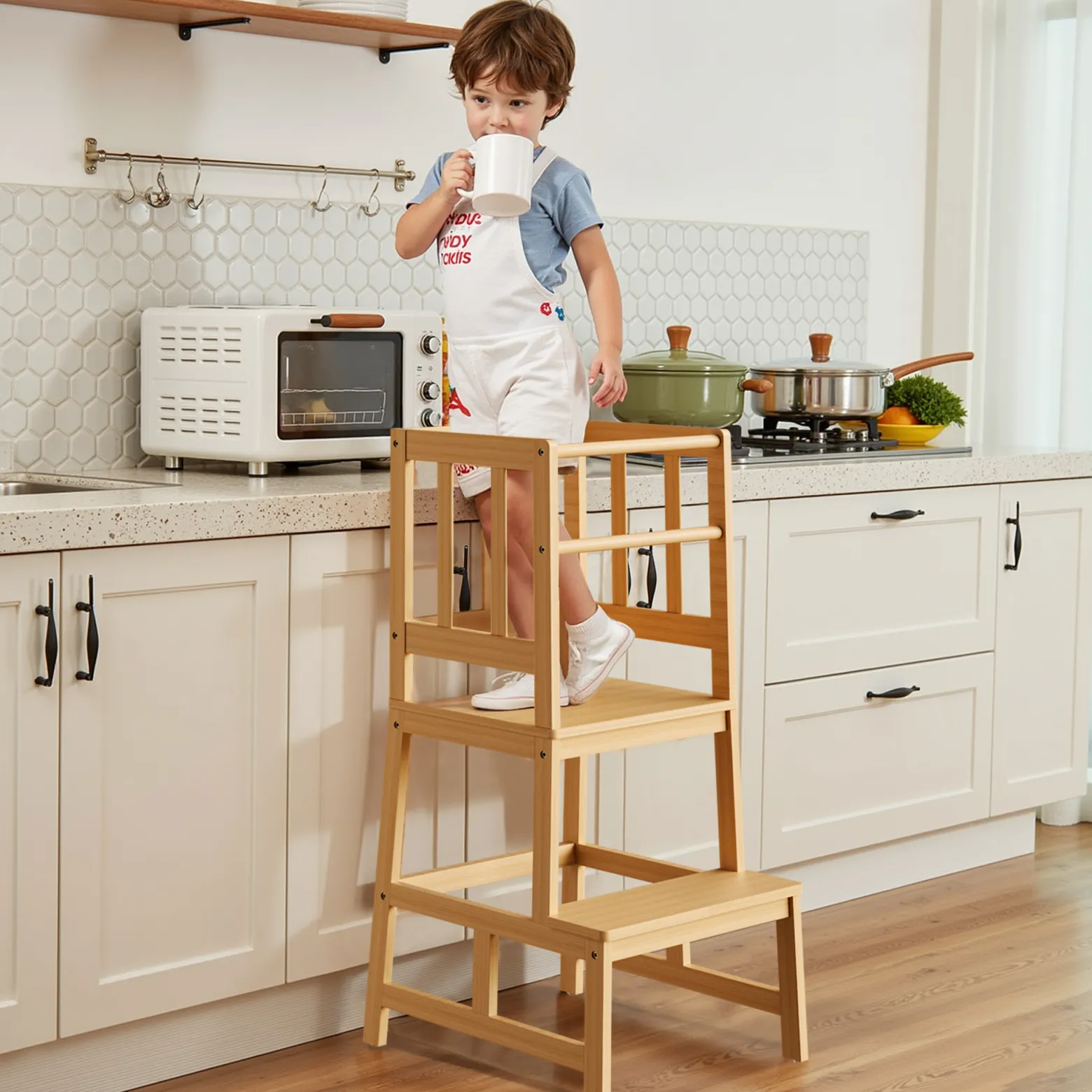 Wiltec Kinderstuhl Lernturm 46 x 46 x 90 cm aus Bambus, Lernstuhl für Kinder mit Geländer, Stehturm mit Schutzstab