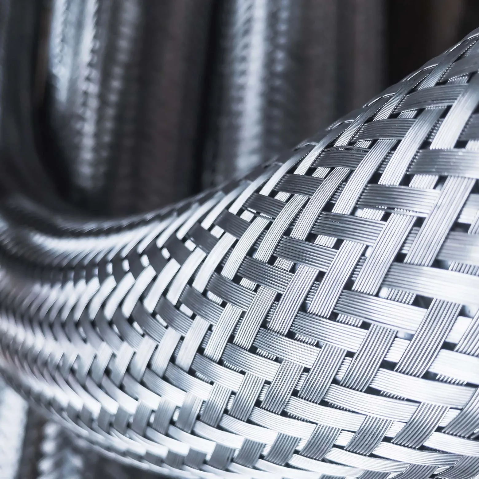 Wiltec Stahlflex Wasserschlauch 0,8 m DN25 32,89 mm für Hauswasserwerke, Flexschlauch, Panzerschlauch für Pumpe, Hauswasserwerke und Druckkessel