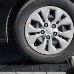Wiltec 2x Auffahrrampe, 700x200x78 mm, extraflach, Kunststoff, 3 t, Autorampe Pkw Auto Kfz Rampe für Sportwagen und tiefergelegte Fahrzeuge