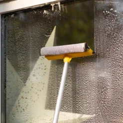 XPOtool 2in1 3D Teleskop Waschbürste mit Schlauchanschluss 145-300cm mit 2 Köpfen Bürste Schwamm Abzieher für Pkw, Lkw, Wohnmobil