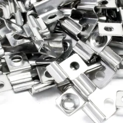 XPOtool Set 50x Edelstahl Clips 7 mm, 60x Sechsrund Schrauben 3,5x20 mm T15 zur Montage von Terrassendiele mit 7 mm Nut